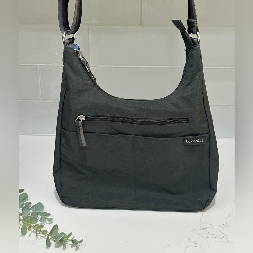 Baggallini Womens Black Nylon Adjustable Stripe Strap Hobo Travel Crossbody bag - Picture 1 of 12